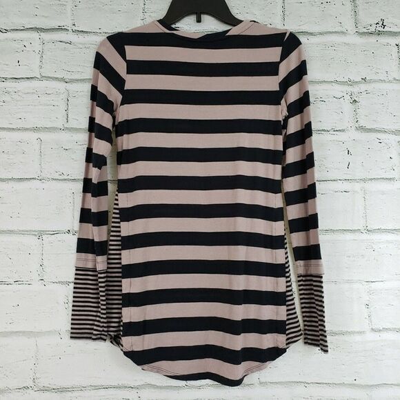 LOGO by Lori Goldstein Knit Stripe Top  Contrast Side Long Sleeve shirt - Picture 2 of 8